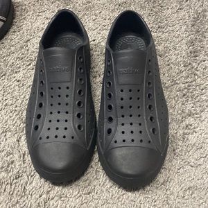 Native Jefferson Size Mens 7, W 9.